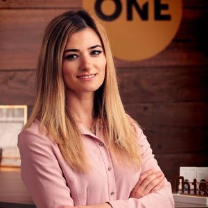 Meet your Posher, Rudina